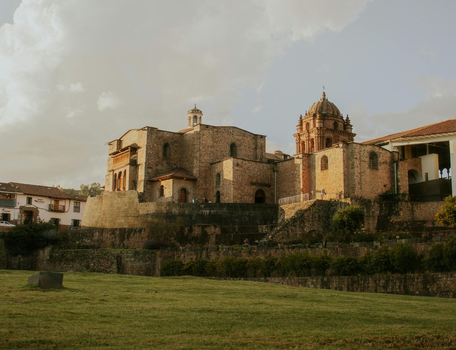 El Qorikancha al atardecer